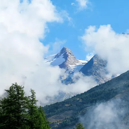 Chateau B-4 By Interhome Apartman